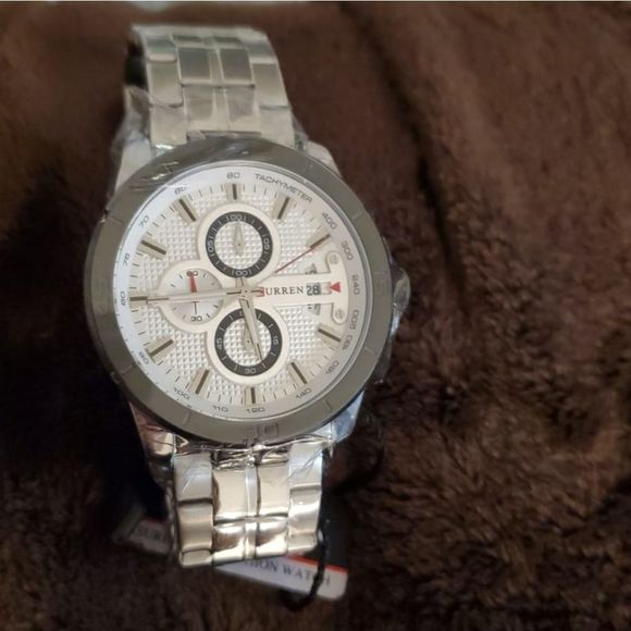 WATCH FUNCTION: All sub-dials and hands are functi - Picture 4 of 5